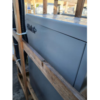 Abverkauf: SB-Staubaugersystem SOLO STRIPE, 400V, mit Münzer u. Transponderkartenleser